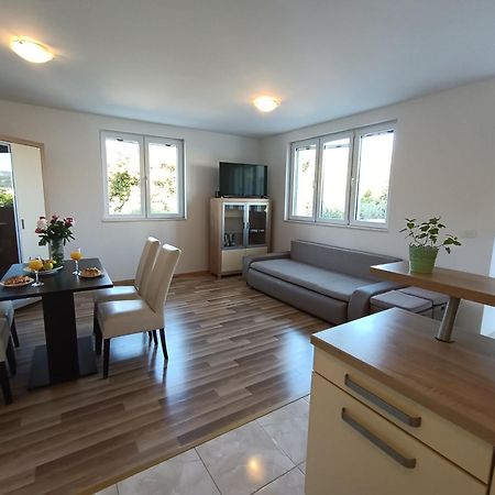 Apartment Maurora Затон Экстерьер фото
