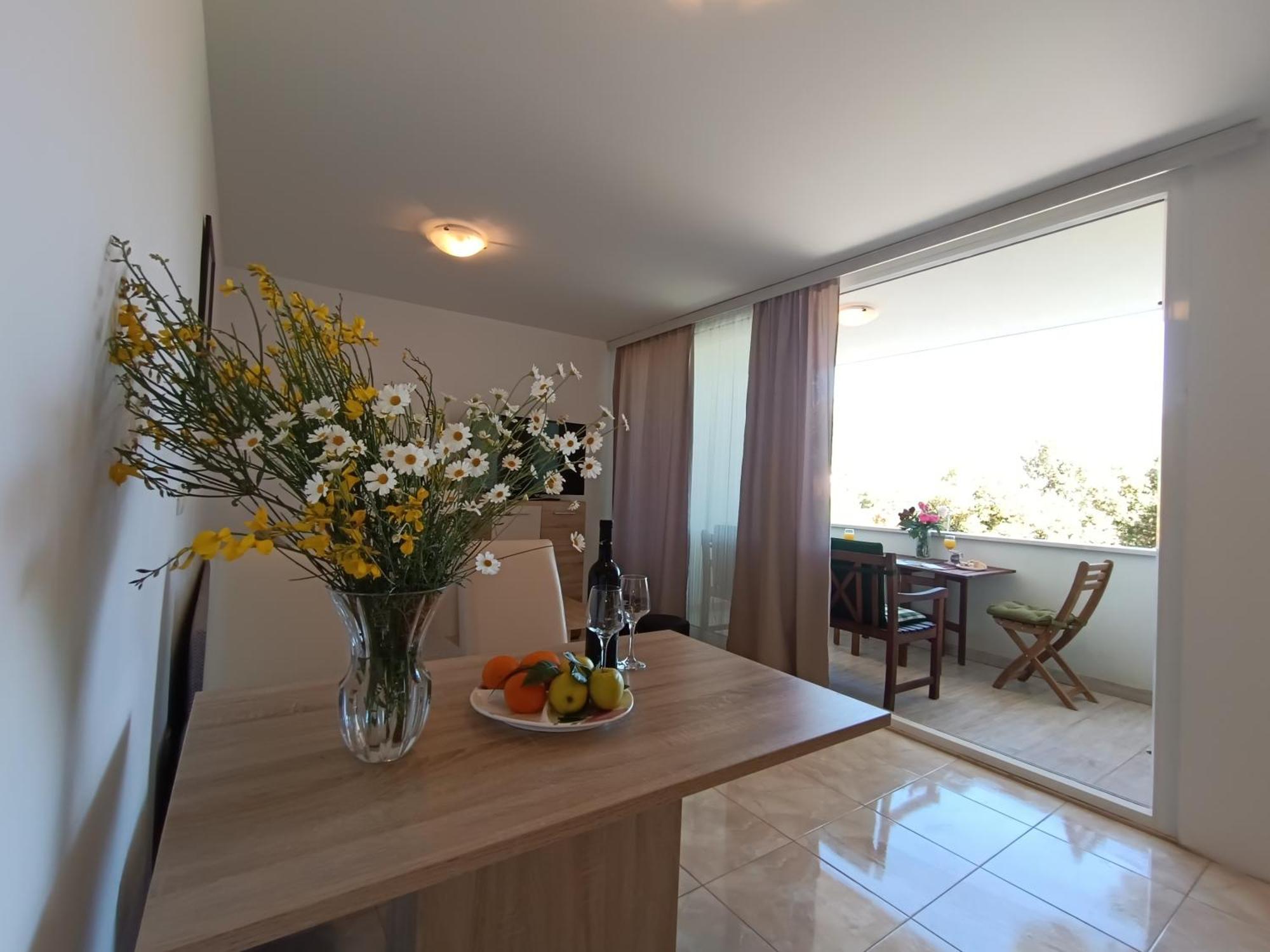 Apartment Maurora Затон Экстерьер фото